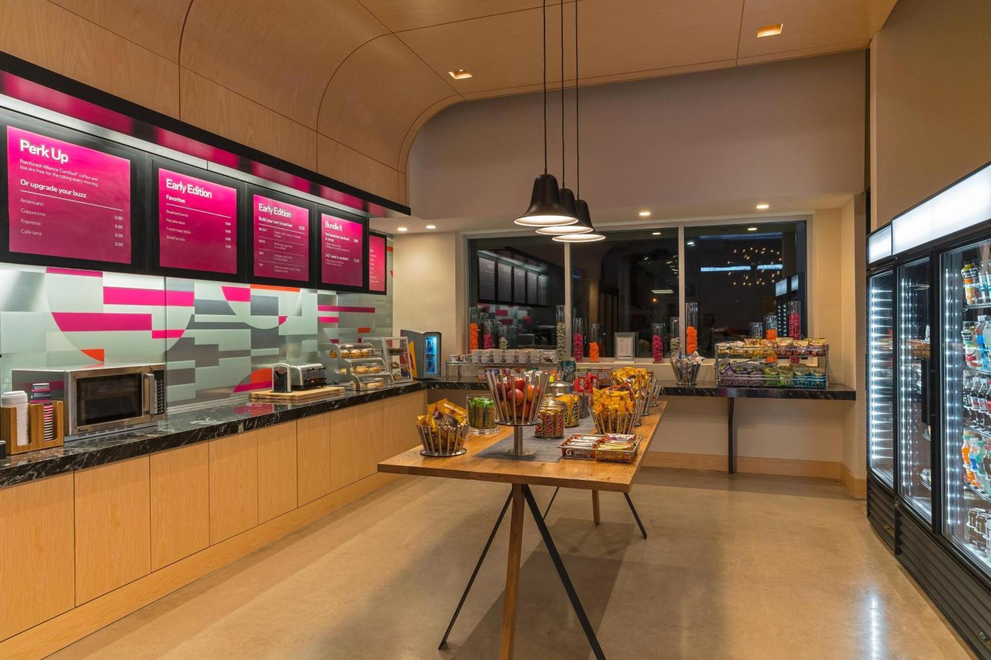 Aloft College Station Hotell Exteriör bild