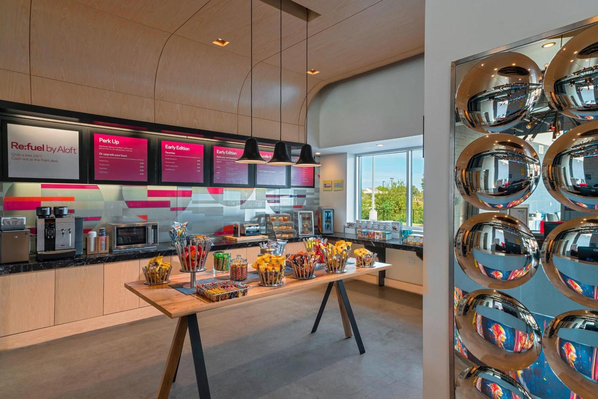 Aloft College Station Hotell Exteriör bild