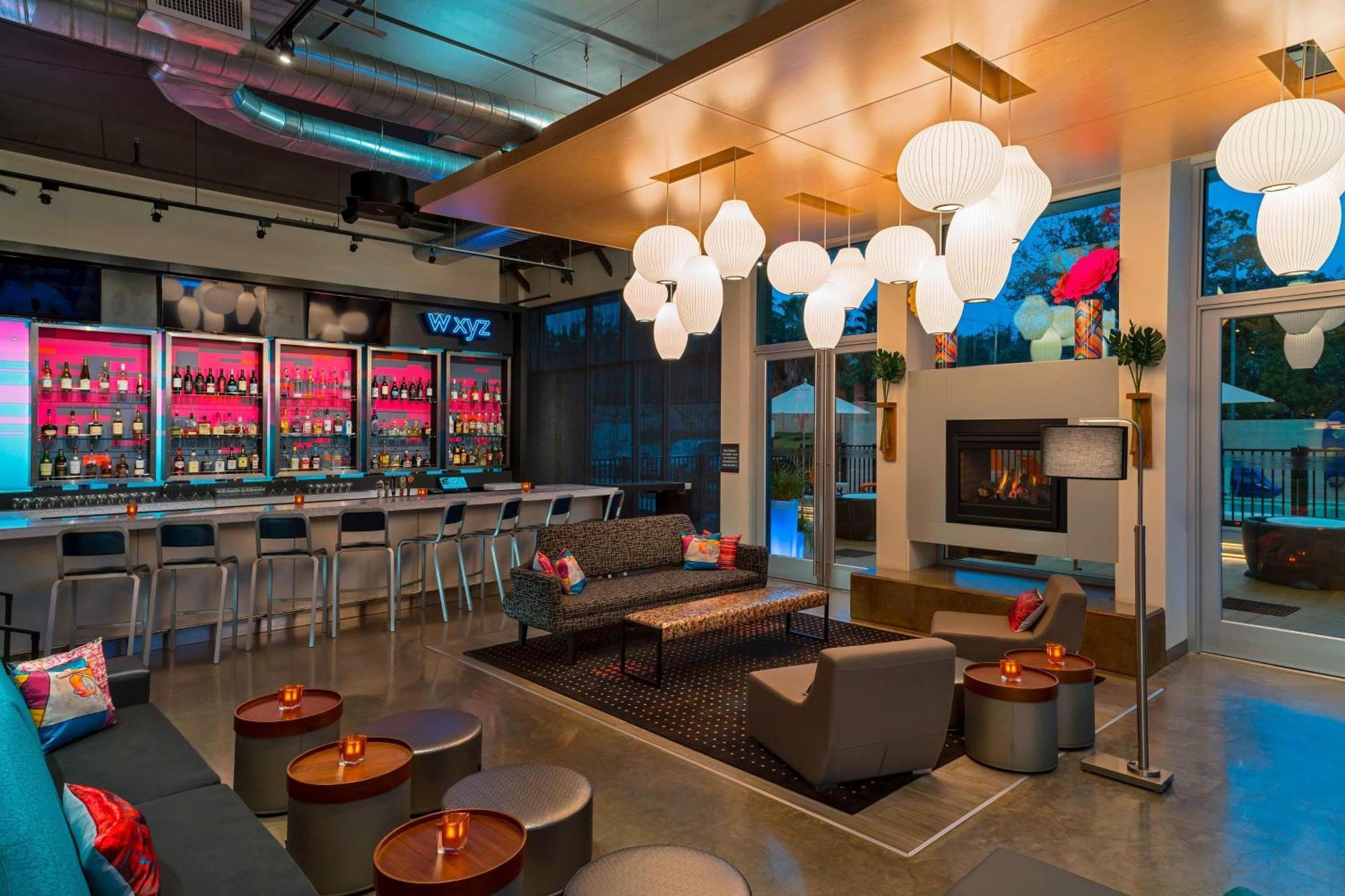 Aloft College Station Hotell Exteriör bild
